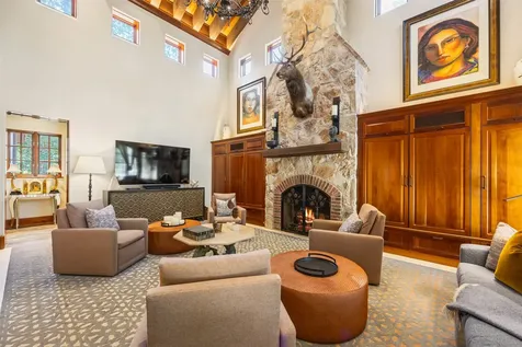 603 W Friar Tuck Lane Houston TX 77024