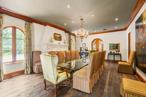 603 W Friar Tuck Lane Houston TX 77024