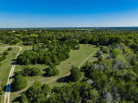 1489 Fm 1457 Round Top TX 78954