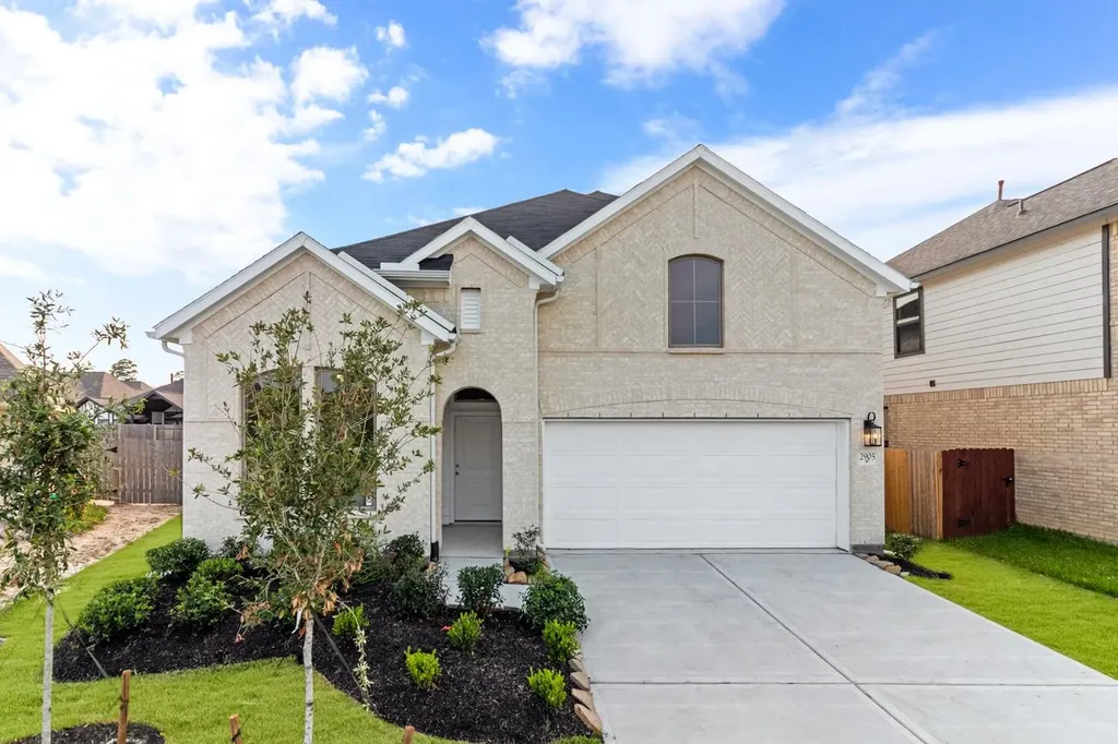 2905 Grand Hawthorne Road Conroe TX 77385