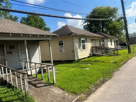 2819 Newhoff Street Houston TX 77026