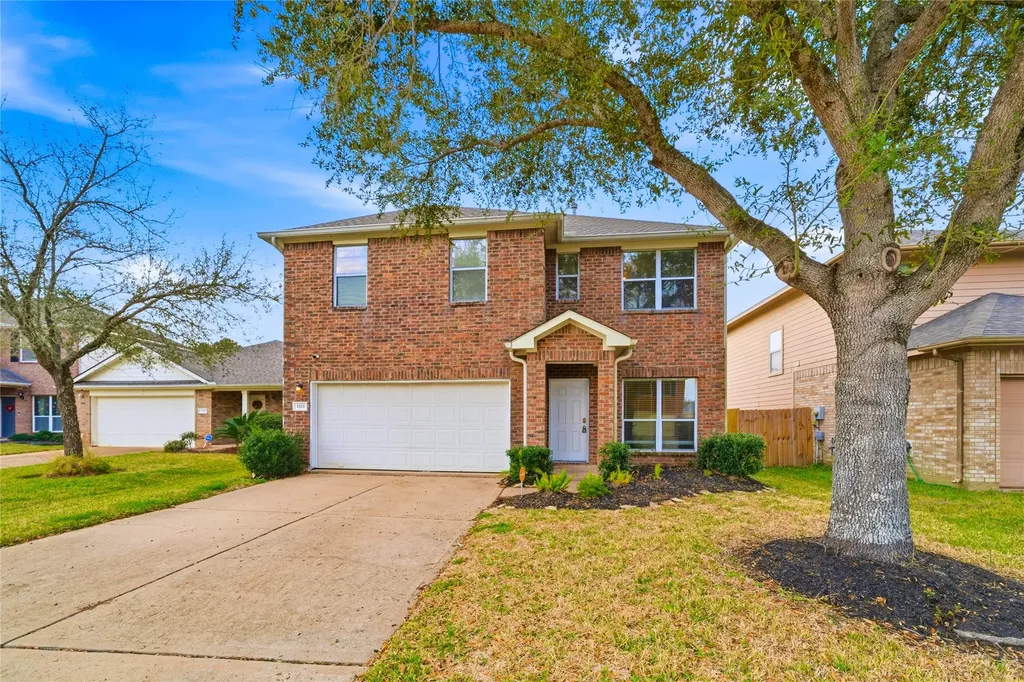 1111 Auburn View Lane Fresno TX 77545