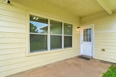 1111 Auburn View Lane Fresno TX 77545