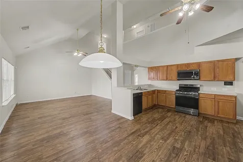 1111 Auburn View Lane Fresno TX 77545
