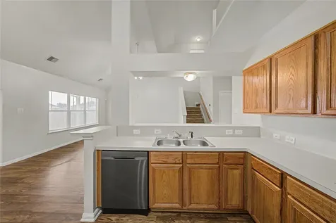 1111 Auburn View Lane Fresno TX 77545