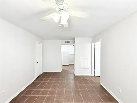 1141 N Durham Drive 18 Houston TX 77008