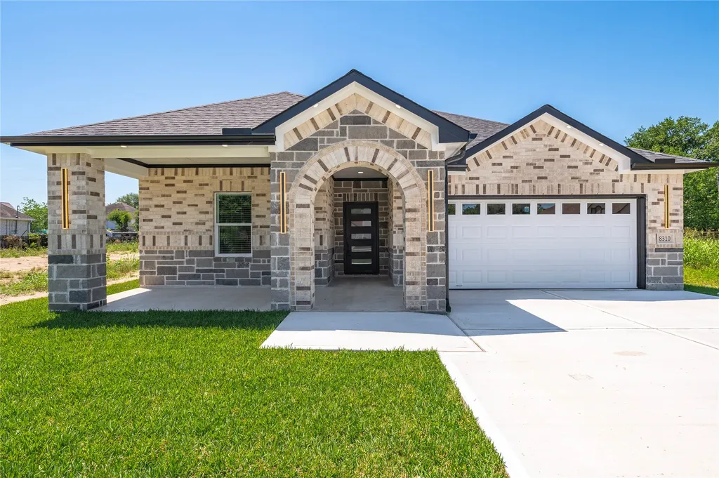 8310 Swiftwater Lane Houston TX 77075