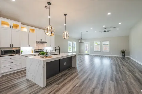 8310 Swiftwater Lane Houston TX 77075
