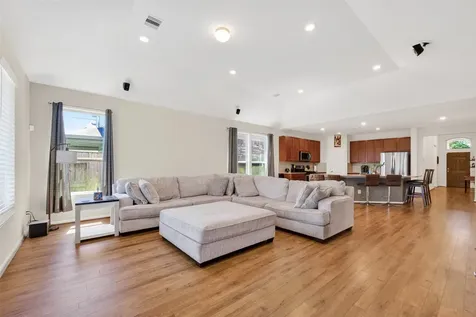 12727 Arcola Valley Court Houston TX 77044