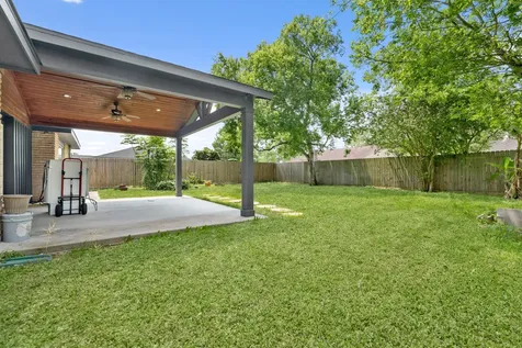16114 Reseda Circle Houston TX 77062