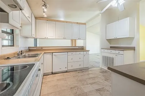36177 Lomax Road Brookshire TX 77423