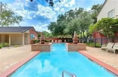 2211 S Kirkwood Road 28 Houston TX 77077