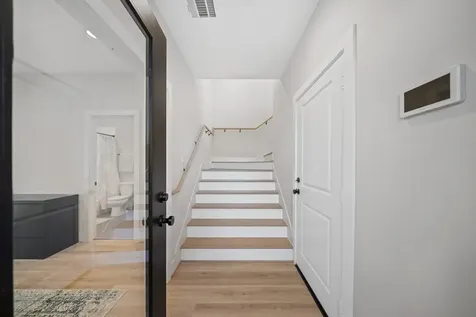 5320 Creekmont Timbers Trail Houston TX 77091