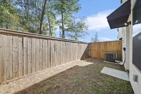 5320 Creekmont Timbers Trail Houston TX 77091