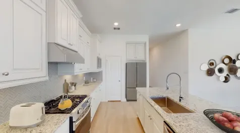 2812 Ravine Bluffs Court League City TX 77573