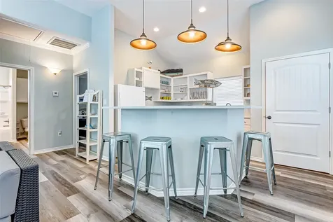 877 Palmetto Drive Crystal Beach TX 77650