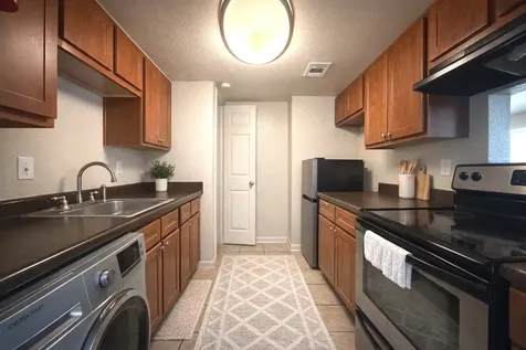 8100 Creekbend Drive 181 Houston TX 77071