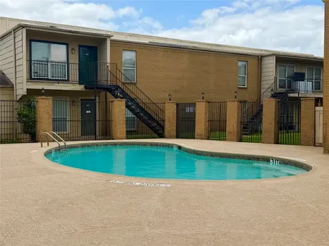 8100 Creekbend Drive 181 Houston TX 77071