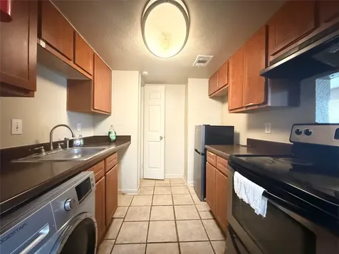 8100 Creekbend Drive 181 Houston TX 77071