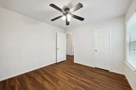 1511 Claremont Garden Circle Houston TX 77047