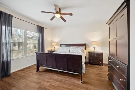 1511 Claremont Garden Circle Houston TX 77047
