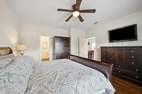 1511 Claremont Garden Circle Houston TX 77047