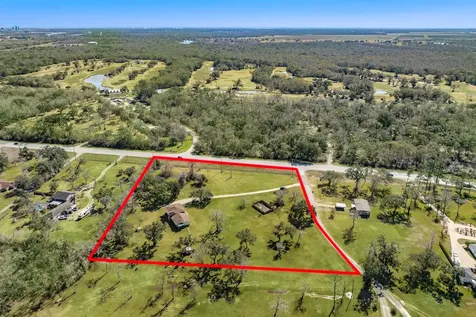 504 W Highway 332 W Lake Jackson TX 77566