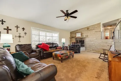 504 W Highway 332 W Lake Jackson TX 77566