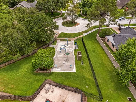 914 Sugar Mountain Court Sugar Land TX 77498
