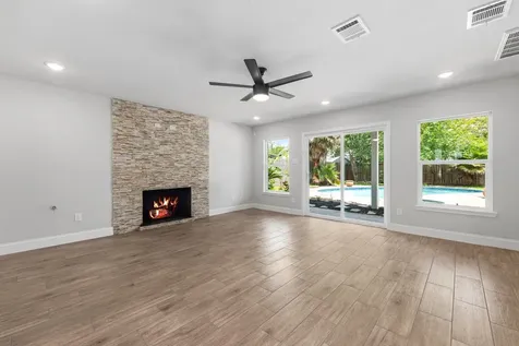 914 Sugar Mountain Court Sugar Land TX 77498