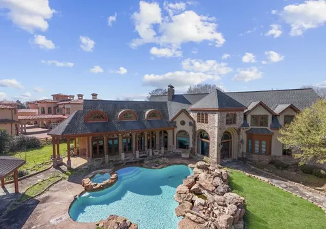326 W Alkire Lake Drive Sugar Land TX 77478