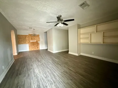 5835 Southseas Street Houston TX 77033
