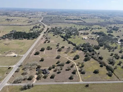 Lot 6 Pvt 1671 Hallettsville TX 77964