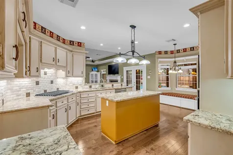3931 Bolivia Drive Pasadena TX 77504
