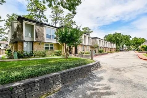 12633 Memorial Drive 114 Houston TX 77024