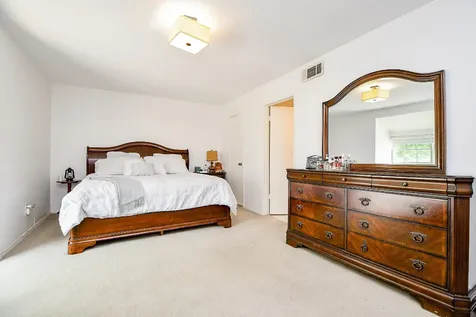 12633 Memorial Drive 114 Houston TX 77024