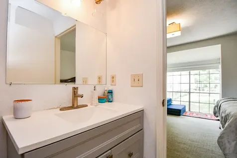12633 Memorial Drive 114 Houston TX 77024