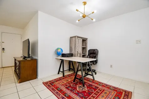 12633 Memorial Drive 114 Houston TX 77024