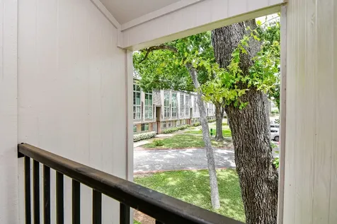 12633 Memorial Drive 114 Houston TX 77024