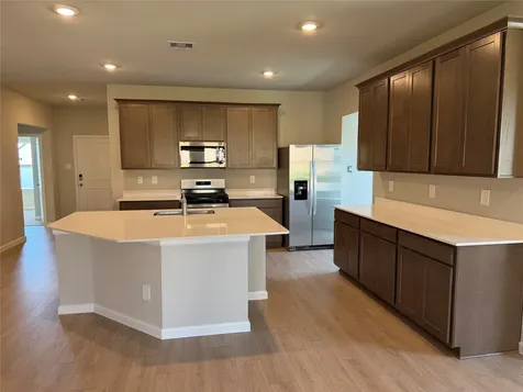 1715 San Jacinto Brenham TX 77833
