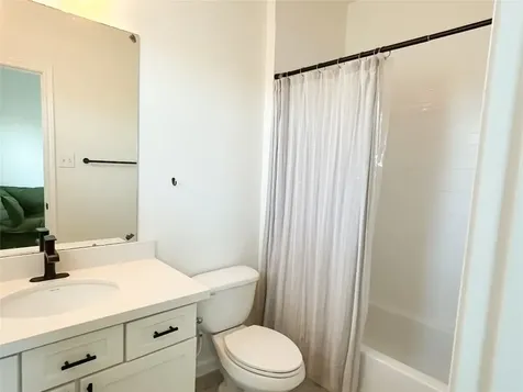 1128 W 26th Street Houston TX 77008