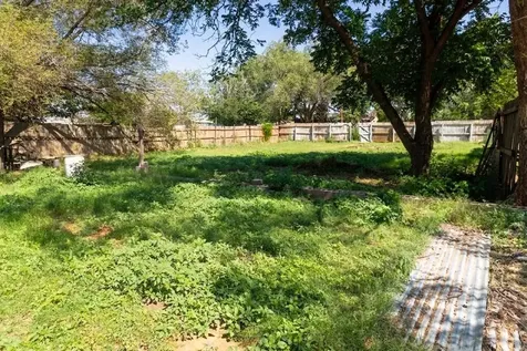 502 N 10th Street Lamesa TX 79331