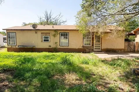 502 N 10th Street Lamesa TX 79331