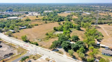 2216 Old Hearne Road Bryan TX 77803