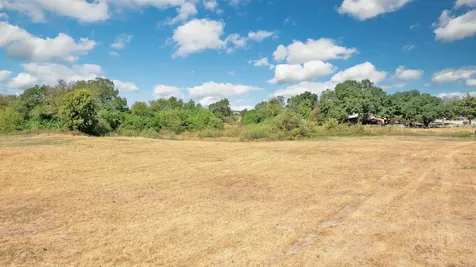 2216 Old Hearne Road Bryan TX 77803