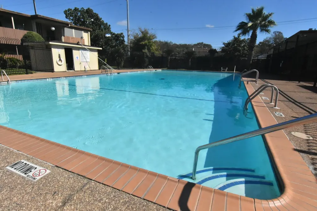 7714 Renwick Drive C36 Houston TX 77081