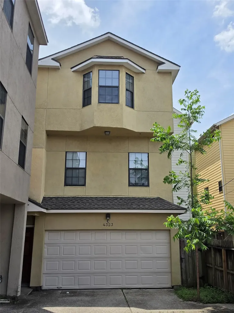 4323 Marina Street C Houston TX 77007