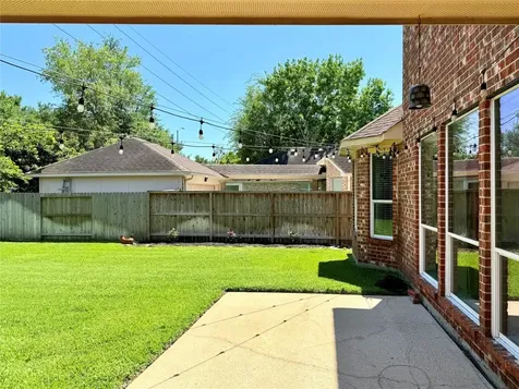 8406 Green Valley Drive Sugar Land TX 77479