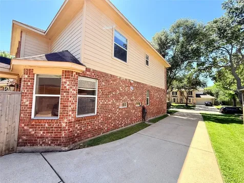 8406 Green Valley Drive Sugar Land TX 77479