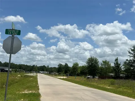 1353 Road 5263 Cleveland TX 77327